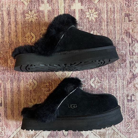 UGG Disquette Platfrom Slipper - Picture 11 of 13